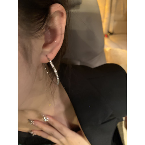 店主超推！超閃鑲鑽耳圈2024新款爆款小衆獨特耳環女方圓臉耳飾女