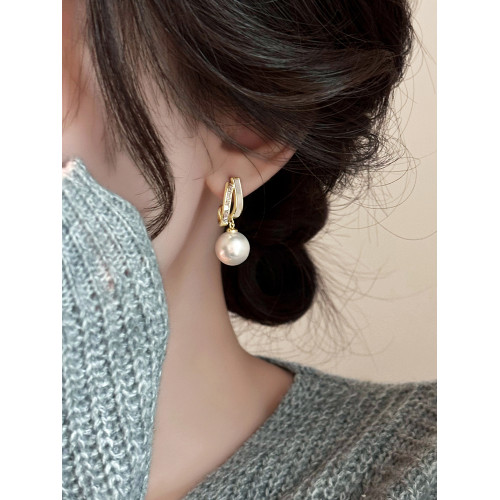 輕奢小衆貝殼珍珠耳墜高級耳夾氣質網紅耳環2025新款爆款耳釘耳飾