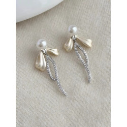 珍珠蝴蝶結流蘇耳環女2026新款爆款鋯石耳釘輕奢高級感小衆設計