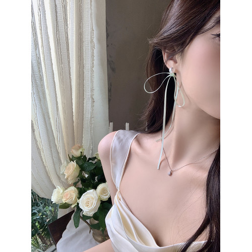 【蜜桃茶】夏日芭蕾風長款仙氣蝴蝶結絲帶珍珠耳環獨特甜美耳飾女
