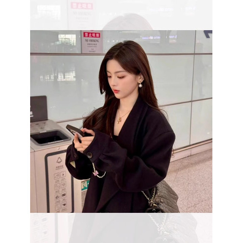 楊超越同款粉光仿珍珠耳環女2026新款爆款精緻耳釦時尚耳釘高級耳 楊超越同款粉光仿珍珠耳環女2026新款爆款精緻耳釦時尚耳釘高級耳