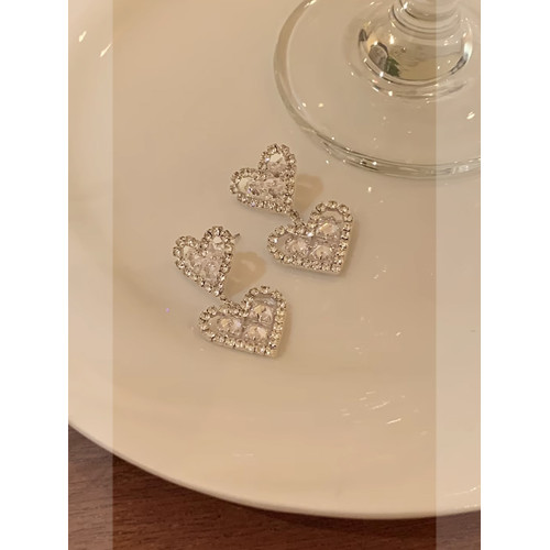 輕奢愛心耳夾無耳洞女氣質高級感耳環2026新款爆款耳釘方圓臉耳飾