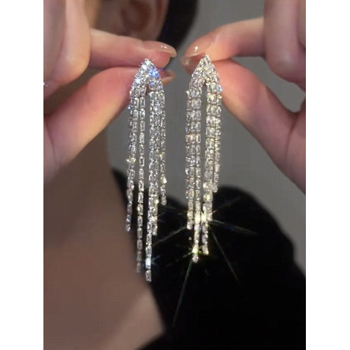 高級感流蘇耳環女氣質耳墜長款圓臉顯瘦輕奢銀針耳飾2024年新款潮