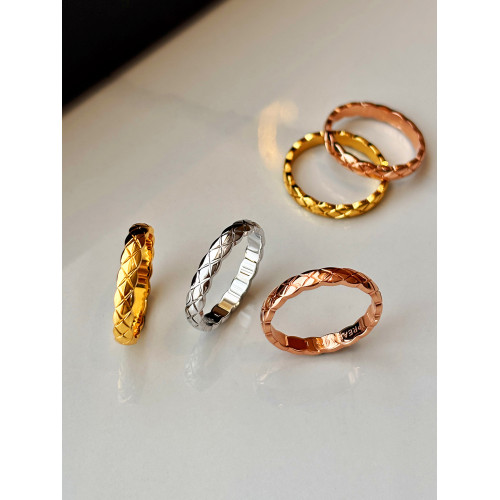 小香風玫瑰金銀色菱格紋細戒指女款小衆設計輕奢高級感曡戴食指環 小香風玫瑰金銀色菱格紋細戒指女款小衆設計輕奢高級感曡戴食指環