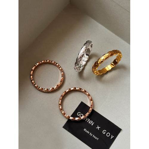 小香風玫瑰金銀色菱格紋細戒指女款小衆設計輕奢高級感曡戴食指環 小香風玫瑰金銀色菱格紋細戒指女款小衆設計輕奢高級感曡戴食指環