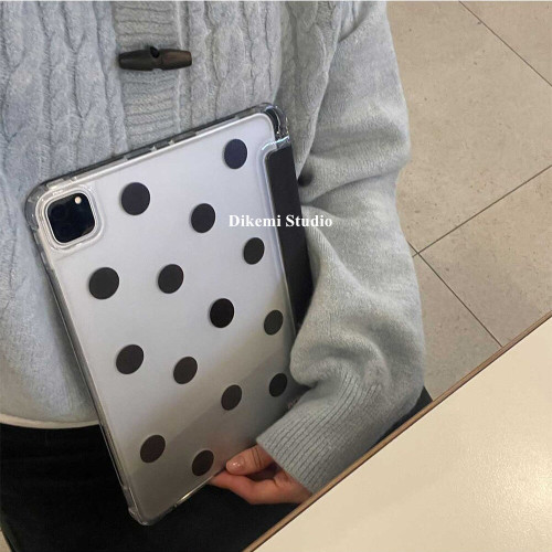 韓國ins小衆古早風滿屏黑波點帶筆槽ipad11/10/9平板電腦保護殼支架air7/5/6適用蘋果ipadA16/M3保護皮套防摔 韓國ins小衆古早風滿屏黑波點帶筆槽ipad11/10/9平板電腦保護殼支架air7/5/6適用蘋果ipadA16/M3保護皮套防摔