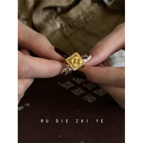 如蝶在野 vintage中古布契風四葉戒指輕奢高級感抽拉可調節戒指