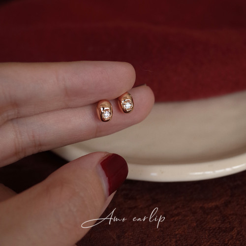 超迷你閃鑽小金豆耳夾女無耳洞精緻高級日常通勤矽膠耳飾2025新款