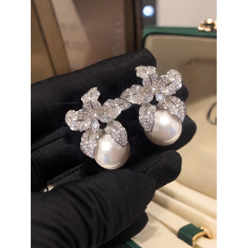 氣質花朵珍珠款耳環2026新款爆款高級感耳釘女巨好看大氣耳墜耳飾