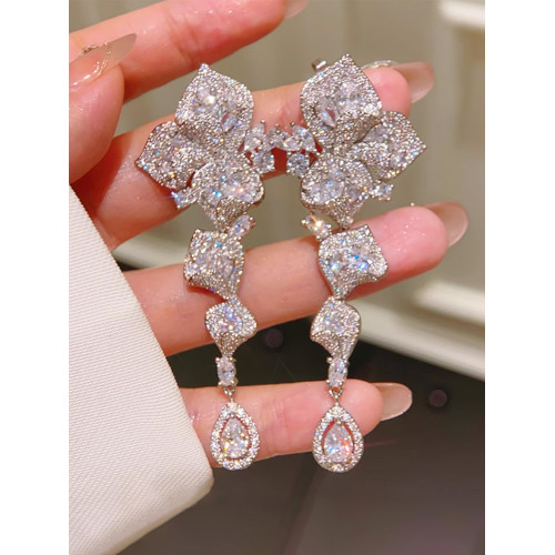 輕奢水滴耳環2026新款爆款女人味超好看獨特漂亮耳釘獨特高級耳飾