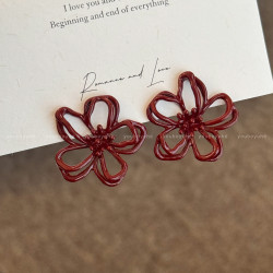 新年酒紅色花朵鏤空耳釘女輕奢高級感秋冬顯白耳環無耳洞耳夾耳飾