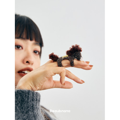 入會享8-9折 小黃香蕉手鉤馬戒指女新年限定款毛線針織指環套獨特