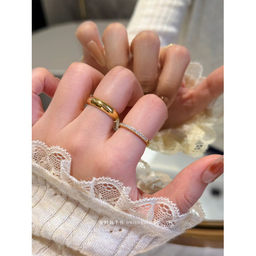 蜜蜂媽手作 輕奢高級感小排鑽戒指女超閃細圈百搭精緻曡戴指環 蜜蜂媽手作 輕奢高級感小排鑽戒指女超閃細圈百搭精緻曡戴指環