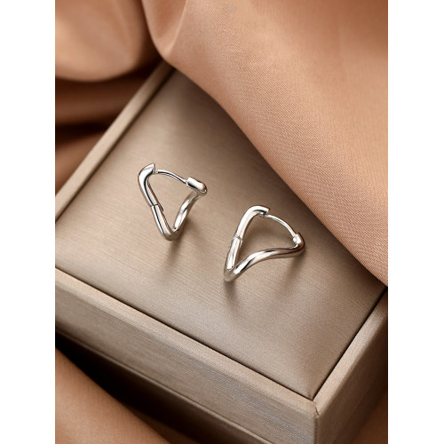 【巷南】925銀針素圈耳釘2026新款爆款女小衆高級感夏季耳環耳飾