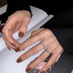 SUGAR 輕奢小衆超閃鋯石戒指女ins簡約設計冷淡風時尚個性食指戒