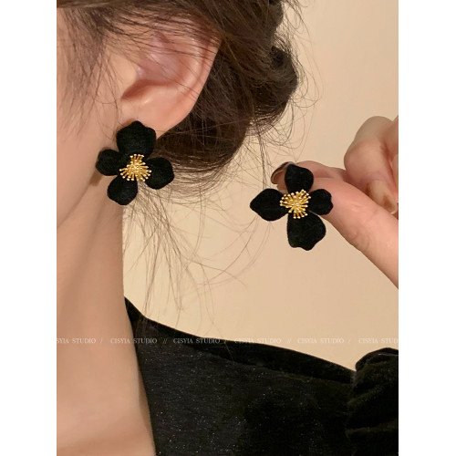 秋冬新款爆款耳環新年耳釘紅色耳釘過年高級感女植絨花朵2025耳飾 秋冬新款爆款耳環新年耳釘紅色耳釘過年高級感女植絨花朵2025耳飾