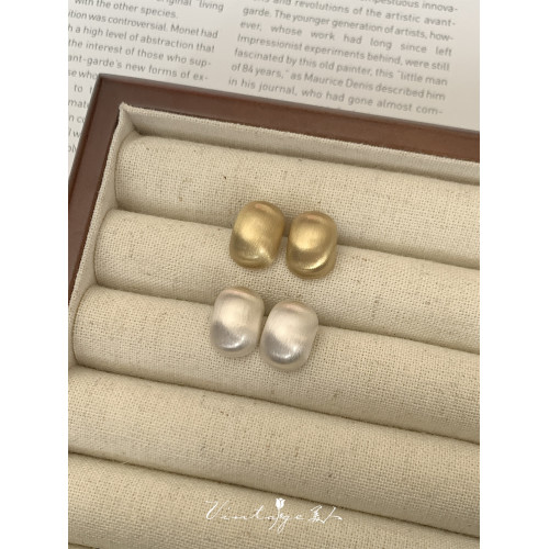 「France chic」法式極簡百搭高級感拉絲磨砂啞光金屬耳釘/耳夾女