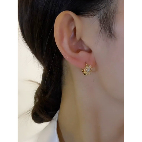 小衆設計感雪花耳釦耳環女小巧精緻氣質百搭花朵耳釘時尚輕奢耳飾