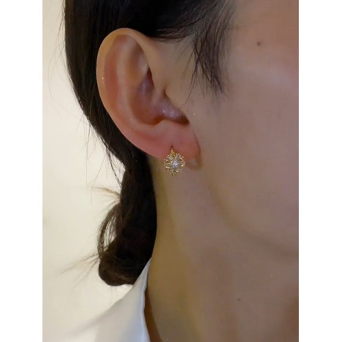 小衆設計感雪花耳釦耳環女小巧精緻氣質百搭花朵耳釘時尚輕奢耳飾