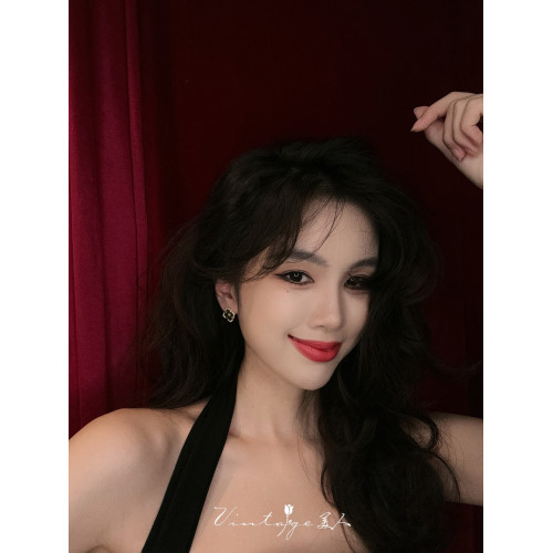 「羅馬鬥獸場」法式復古中世紀高級感小衆設計精緻黑蝶貝耳釘耳夾 「羅馬鬥獸場」法式復古中世紀高級感小衆設計精緻黑蝶貝耳釘耳夾