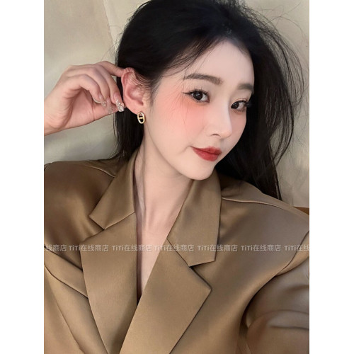 豬鼻子耳釦2026新款爆款耳釘幾何耳環高級感輕奢小衆設計氣質耳飾