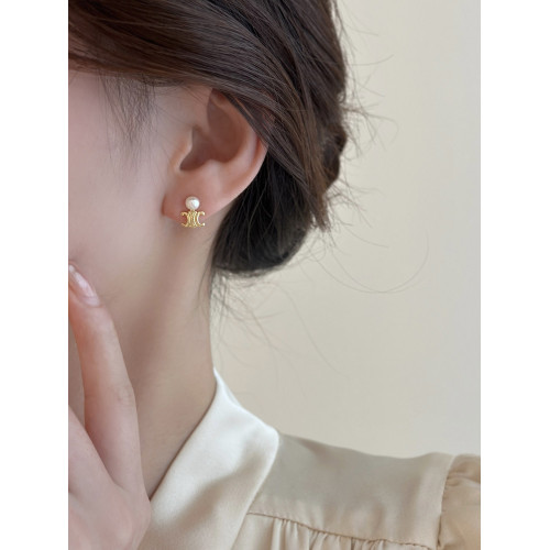 天然淡水珍珠吊墜耳環女秋冬2026年新款爆款輕奢高級感氣質耳飾