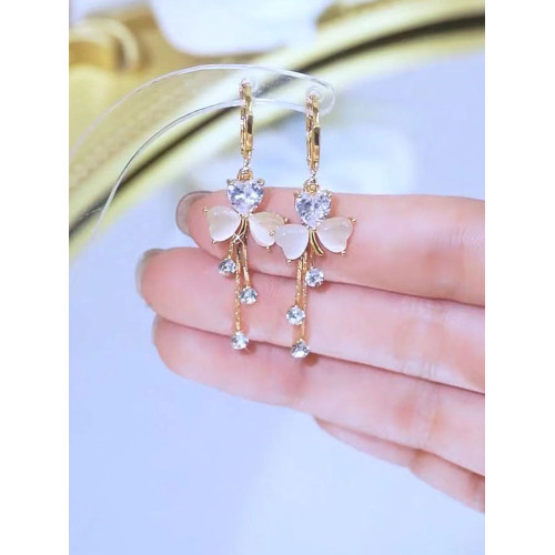 輕奢三葉花耳環2025年新款潮小衆設計感高級流蘇耳釦春夏氣質耳飾 輕奢三葉花耳環2025年新款潮小衆設計感高級流蘇耳釦春夏氣質耳飾