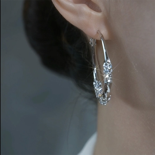 銀色鑲鑽耳圈輕奢高級感顯臉瘦大圈耳環925銀針耳釦網紅爆款耳飾 銀色鑲鑽耳圈輕奢高級感顯臉瘦大圈耳環925銀針耳釦網紅爆款耳飾