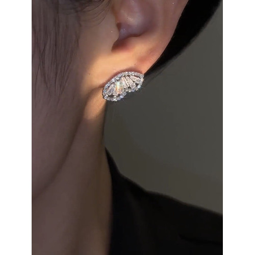 銀針鋯石兩戴蝴蝶耳釘小衆高級感簡約百搭新款耳環精緻甜美耳飾女