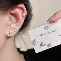 西太後星球珍珠銀針耳釘女2026新款高級感輕奢耳環小巧雙耳洞耳飾