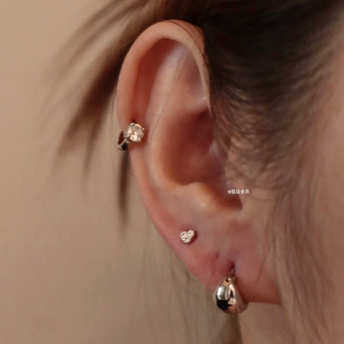 如蝶在野 睡覺不用摘超迷你螺紋耳釘養耳洞愛心擰螺絲極小耳骨釘 如蝶在野 睡覺不用摘超迷你螺紋耳釘養耳洞愛心擰螺絲極小耳骨釘