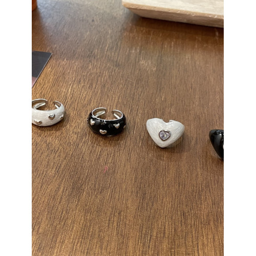 滴釉琺瑯愛心戒指女2025新款珠光白小衆設計可愛鋯石鑲嵌食指指戒