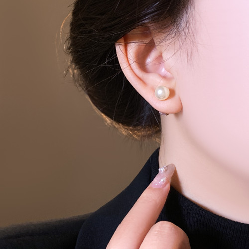 珍珠耳釘女輕奢高級感氣質大氣耳環2026新爆款今年流行巨好看耳飾