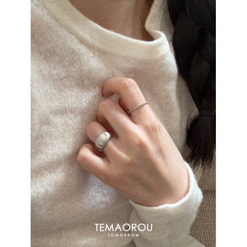 啞光銀色拉絲戒指女冷淡風輕奢高級感食指戒小衆設計誇張個性指環