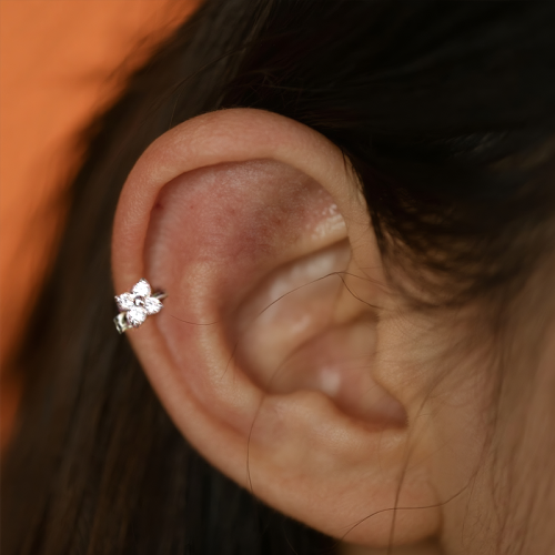 超閃微鑲四葉草耳環925銀針養耳洞耳釘耳骨釘邊緣耳圈小耳釦耳飾