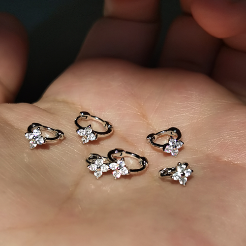 超閃微鑲四葉草耳環925銀針養耳洞耳釘耳骨釘邊緣耳圈小耳釦耳飾