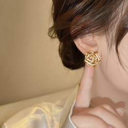 金色扭紋鏤空花朵耳釘女高級感獨特漂亮耳飾2026新款爆款秋冬耳環