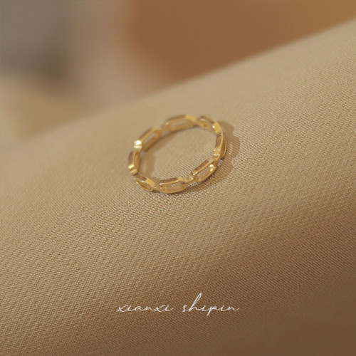 時尚鏈條戒指女鏤空設計小衆高級感不掉色食指戒ins簡約素圈配飾