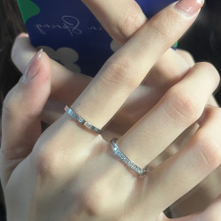 吸睛法寶！獨家浪漫閃閃鑲鑽銀色組合戒指曡戴時髦可水洗不掉色潮