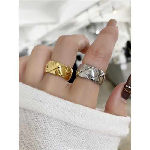 不掉色鈦鋼別樣氣質小姐姐高級感菱格戒指簡約網紅chic女戒