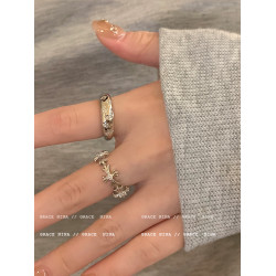 冷淡風~銀色鋯石十字架戒指女小衆設計ins輕奢食指戒個性情侶對戒