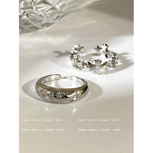 冷淡風~銀色鋯石十字架戒指女小衆設計ins輕奢食指戒個性情侶對戒