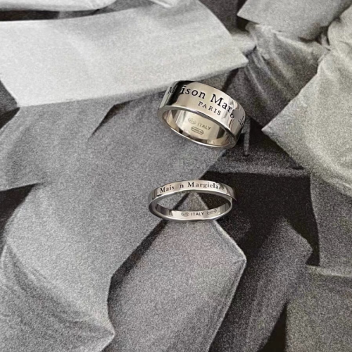 Margiel風格字母造型簡約中性寬版戒指光面個性指環ins風