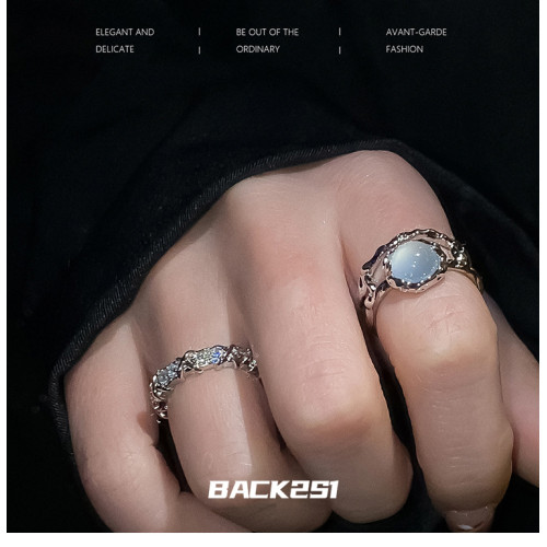 小衆設計月光石戒指女鑲鑽開口可調節冷淡風輕奢高級感素圈食指戒