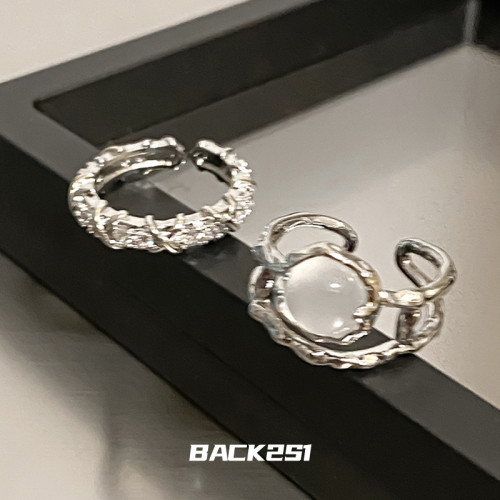 小衆設計月光石戒指女鑲鑽開口可調節冷淡風輕奢高級感素圈食指戒