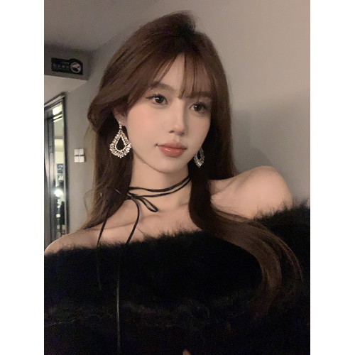 【蜜桃茶】千金party~閃鋯金色鏤空耳環女高級感輕奢貴氣誇張耳飾 【蜜桃茶】千金party~閃鋯金色鏤空耳環女高級感輕奢貴氣誇張耳飾