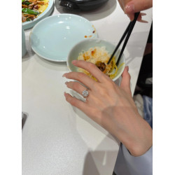 質感超閃一克拉鑽戒仿真鑽石戒指女結婚求婚情侶莫桑石對戒訂婚假