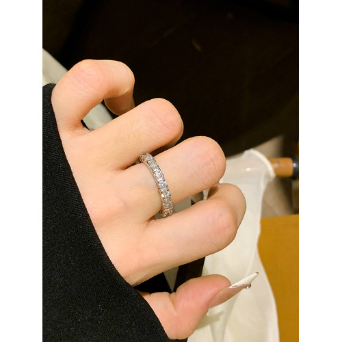 一眼淪陷！超閃滿鑽戒指女輕奢高級感尾戒素圈戒指女小衆設計指環