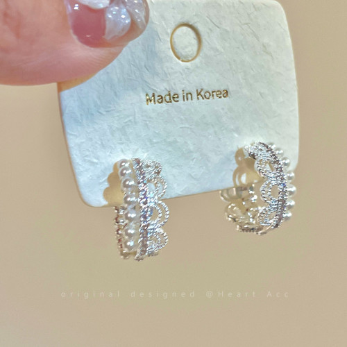 法式珍珠耳環女高級感輕奢耳圈2026新款爆款耳釦耳飾優雅氣質耳釘