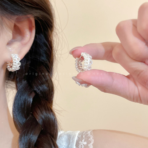 法式珍珠耳環女高級感輕奢耳圈2026新款爆款耳釦耳飾優雅氣質耳釘